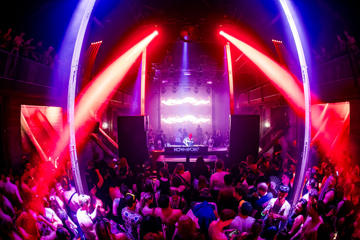 Loading... just a sec